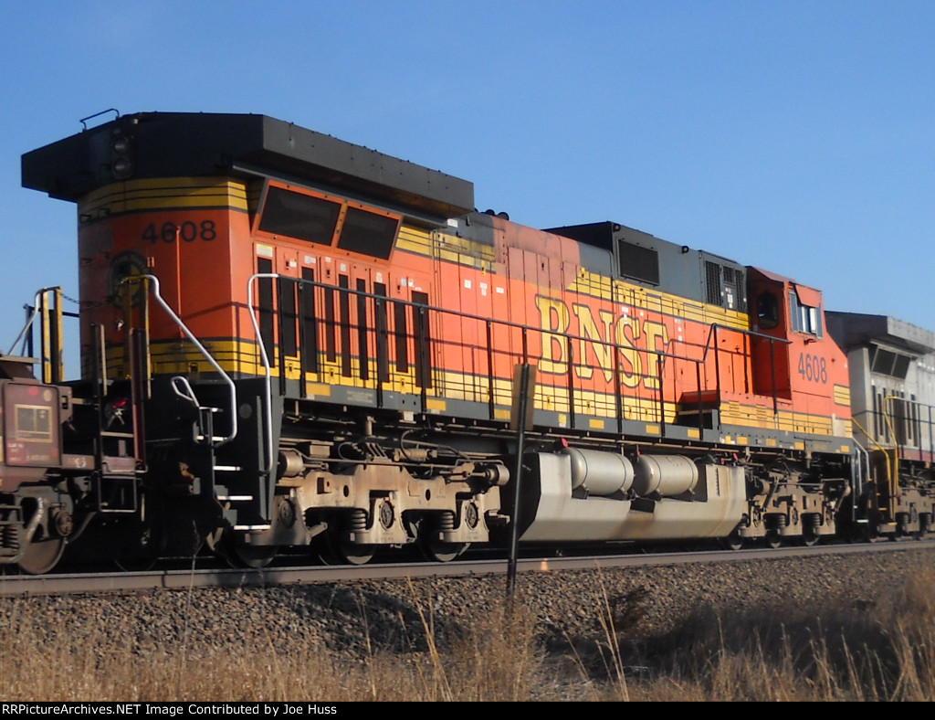 BNSF 4608